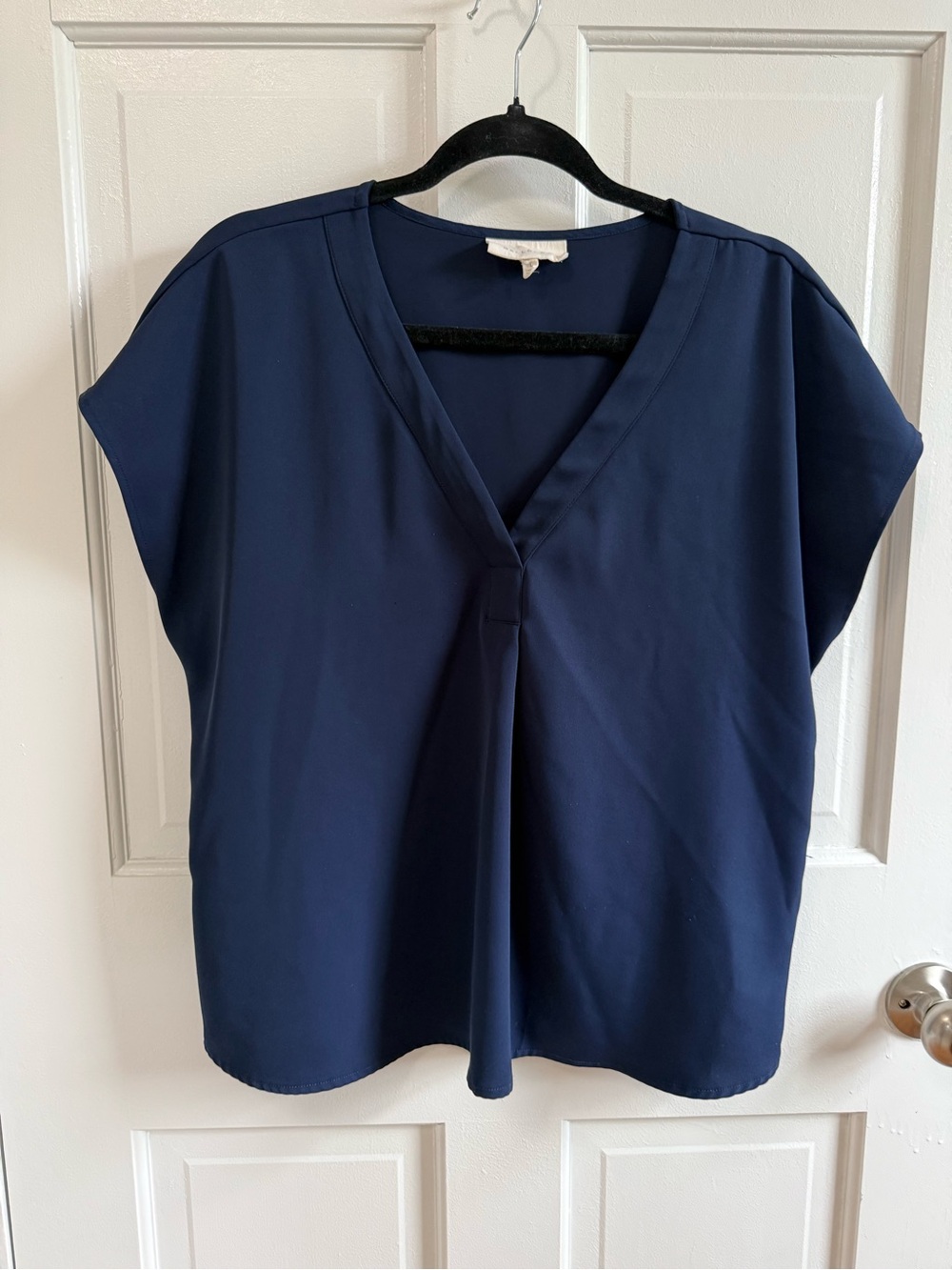 MELLODAY Navy V-Neck Pleated Cap Sleeve Blouse